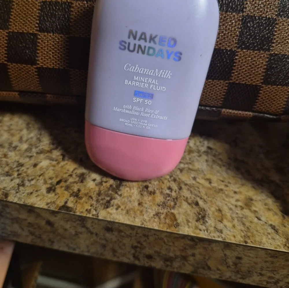 sundays CabanaMilk Mineral Barrier Fluid SPF 50 - Pink/White